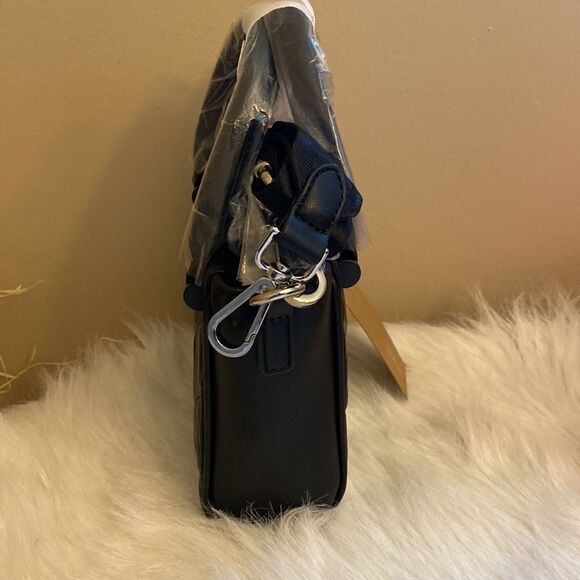 NWT Steve Madden (BBABI) Satchel Crossbody Bag w/Air Pod Case *Limited Edition* - Picture 6 of 15